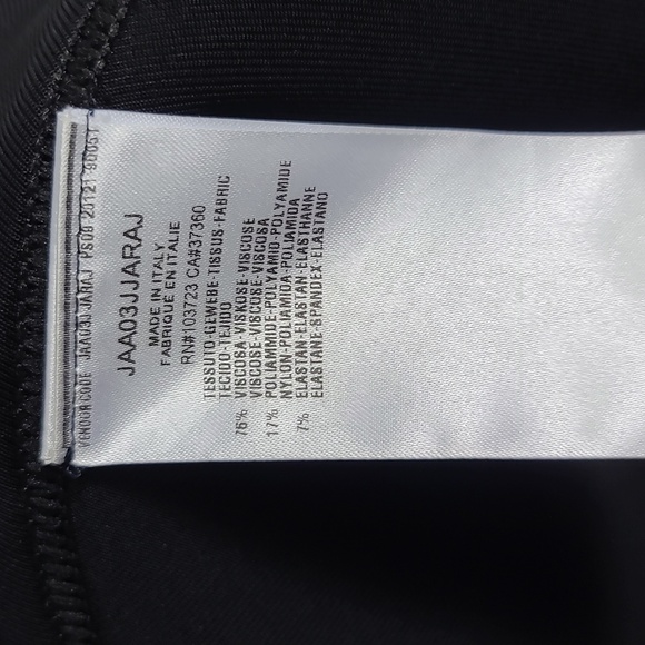 GIORGIO ARMANI Black Long Sleeve Sheath Dress Scooo Neck Knee-Length Size 40 US4 - Picture 3 of 16